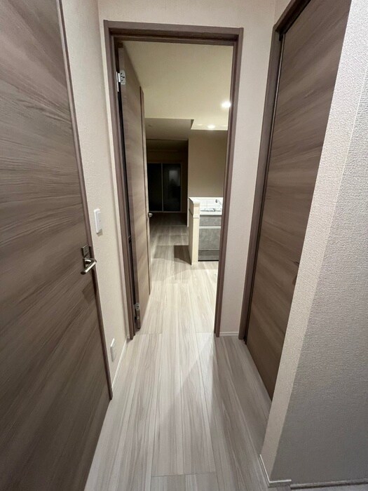 物件内観写真19　(廊下)