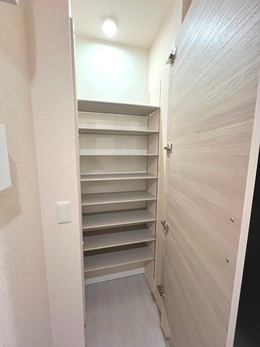 物件内観写真20　(靴箱)