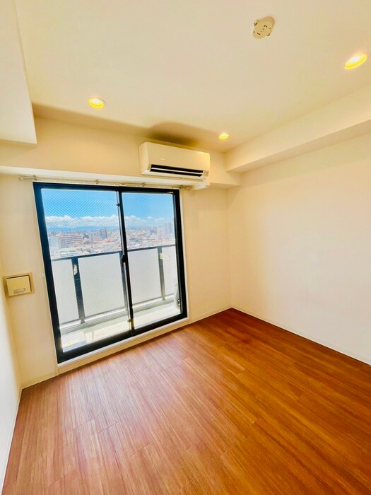 物件内観写真6　(居室)