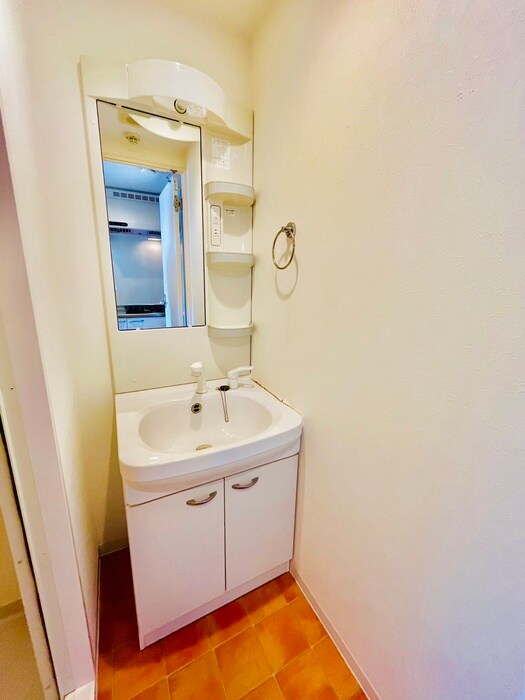 物件内観写真10　(洗面)