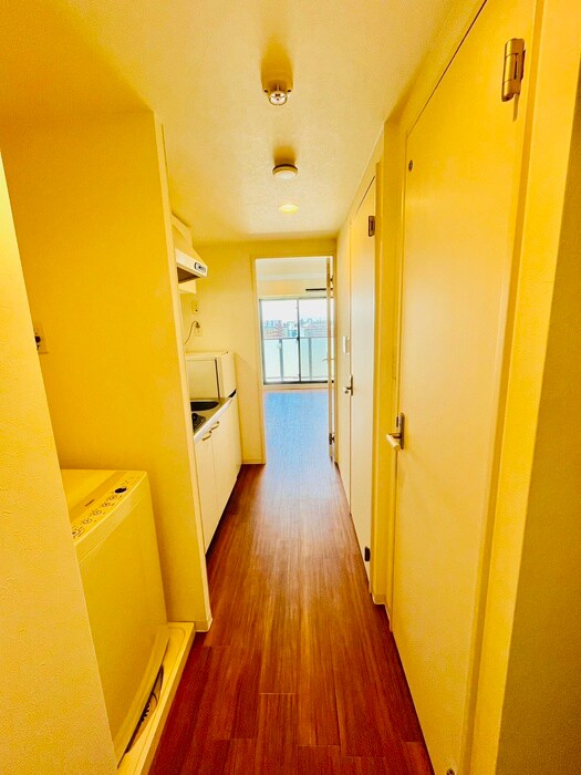 物件内観写真18　(廊下)