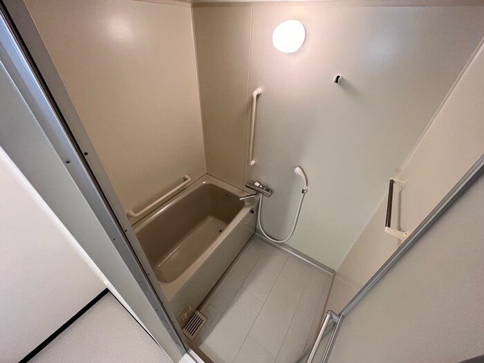 物件内観写真14　(バス／シャワールーム等)