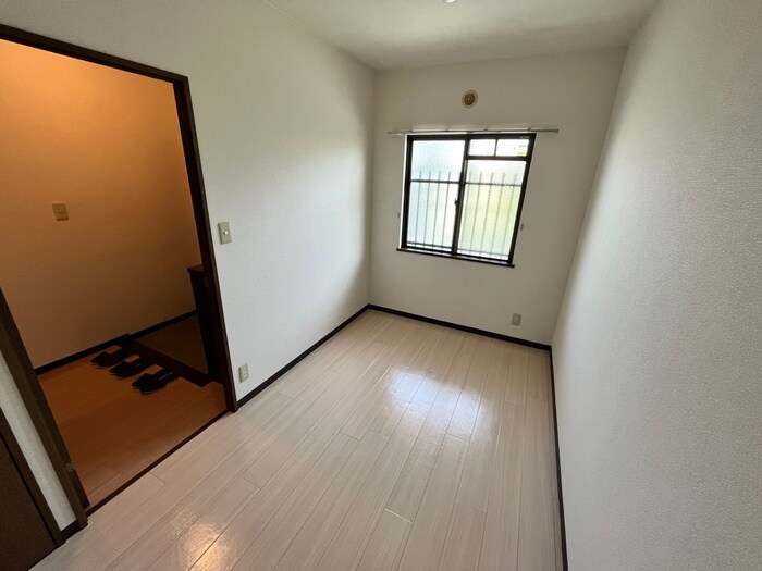 物件内観写真19　(居室)