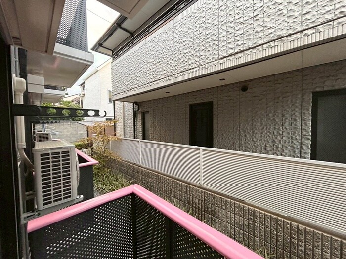 物件内観写真16　(室内からの展望)