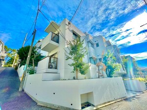 ミストラル芦屋東山外観写真