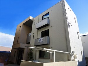 ヌーヴェル弥生外観写真