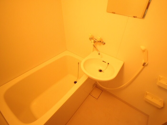 物件内観写真8　(バス／シャワールーム等)