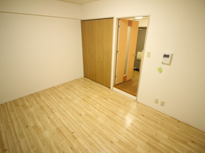 物件内観写真12　(居室)