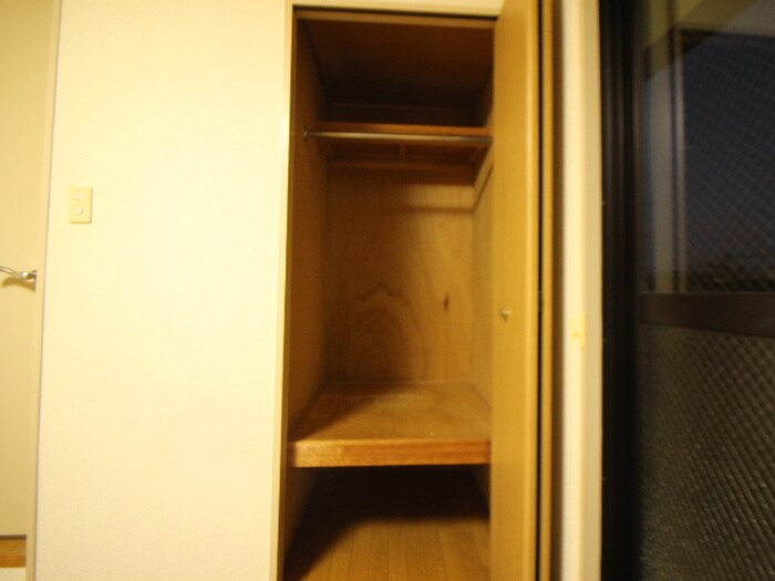 物件内観写真16　(収納)