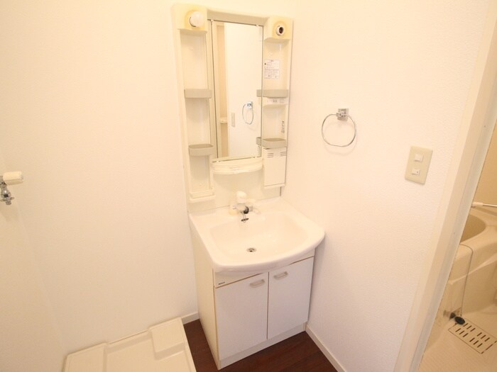 物件内観写真12　(洗面)