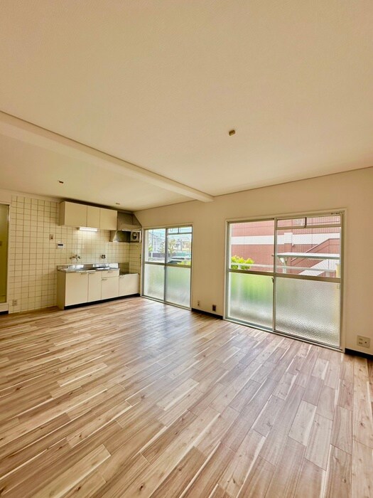 物件内観写真10　(居室)