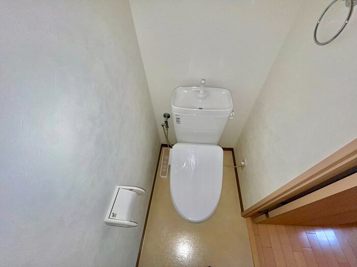 物件内観写真9　(トイレ)