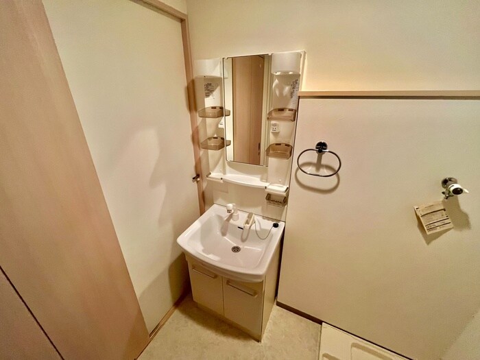 物件内観写真10　(洗面)