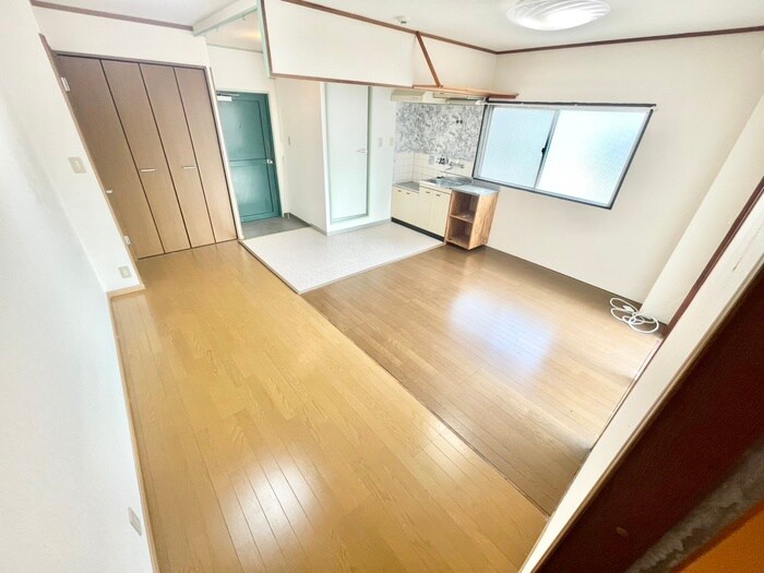 物件内観写真9　(居室)