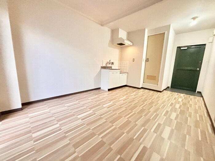 物件内観写真10　(居室)