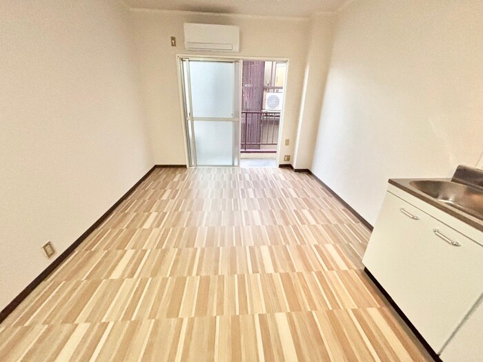 物件内観写真12　(居室)