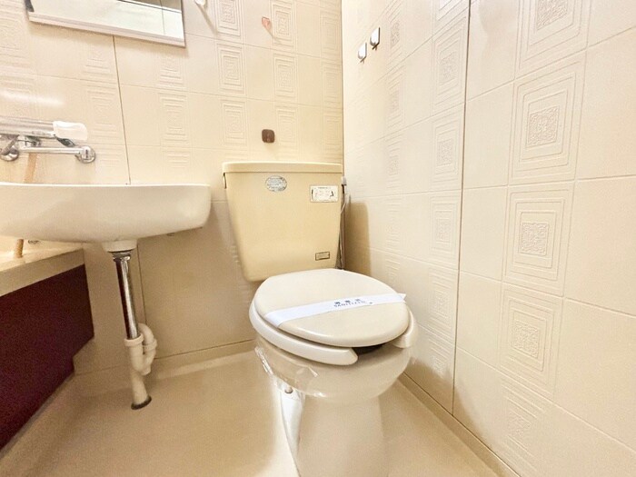 物件内観写真14　(トイレ)