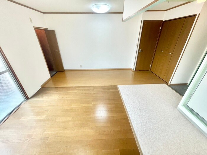 物件内観写真18　(居室)