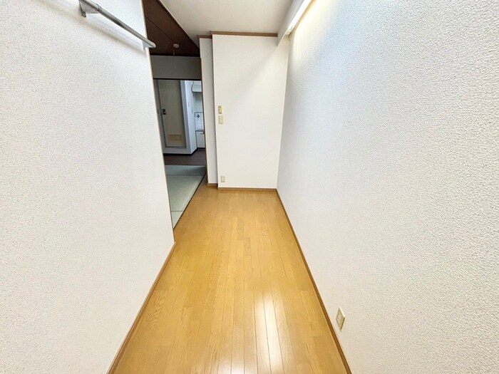 物件内観写真21　(居室)