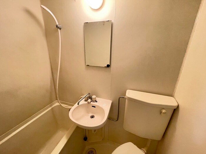 物件内観写真12　(洗面)