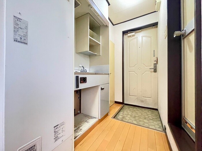 物件内観写真14　(廊下)