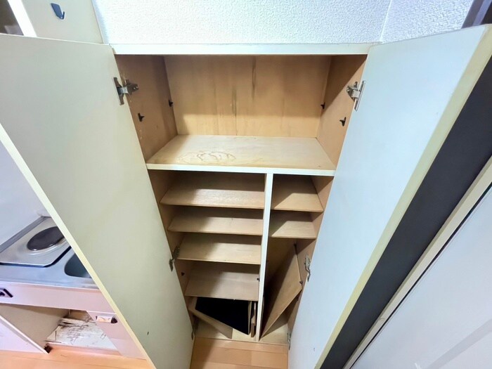 物件内観写真15　(靴箱)