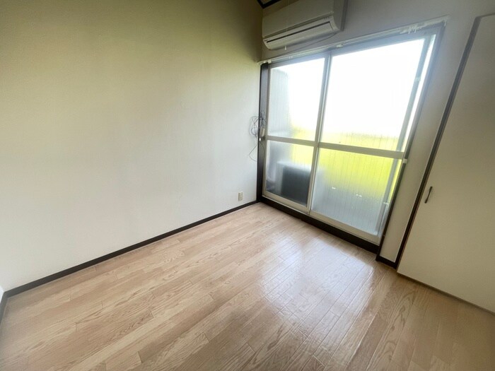 物件内観写真16　(居室)