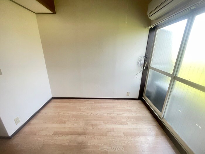 物件内観写真18　(居室)