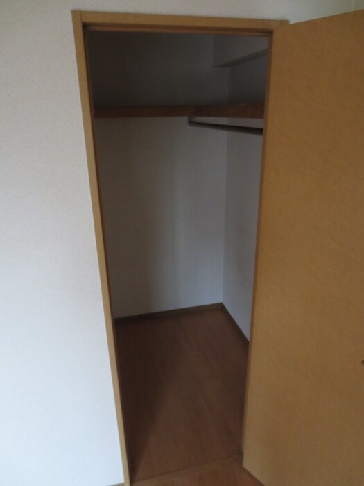物件内観写真10　(収納)