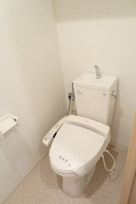 物件内観写真11　(トイレ)