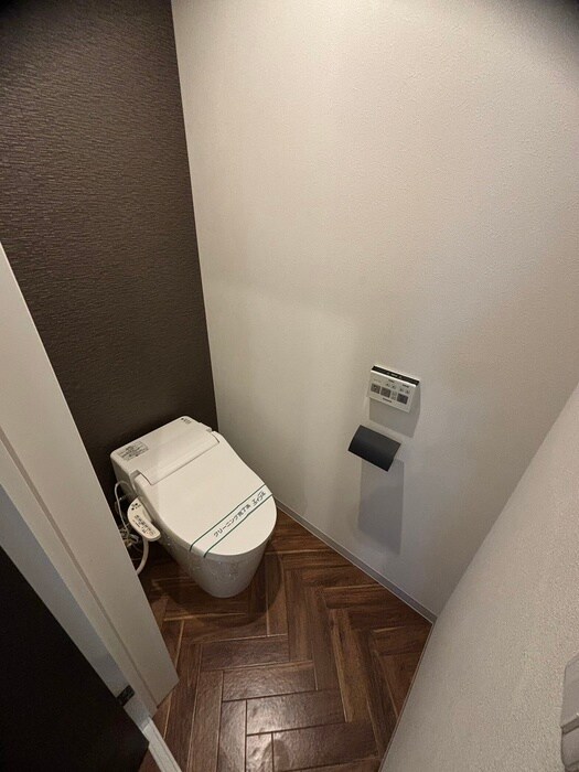 物件内観写真9　(トイレ)