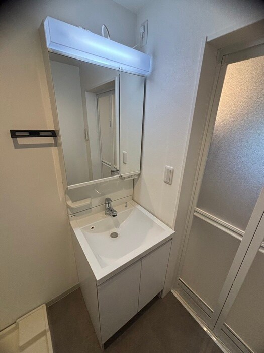 物件内観写真10　(洗面)