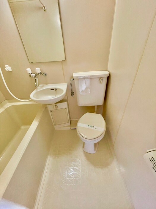 物件内観写真10　(トイレ)