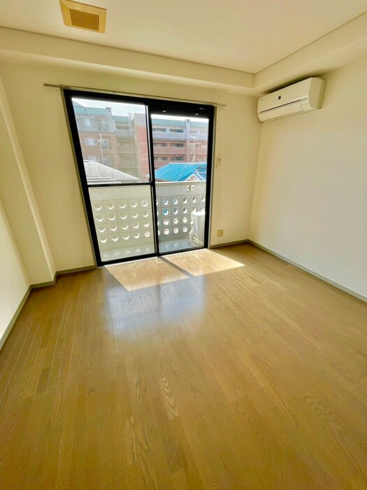 物件内観写真16　(居室)