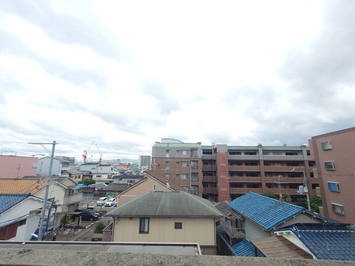 物件内観写真22　(室内からの展望)