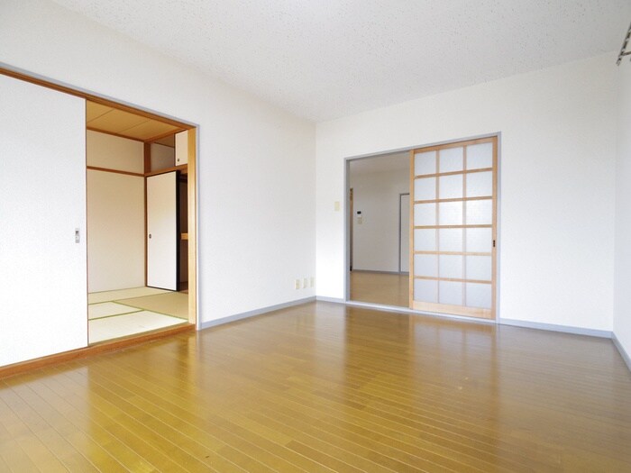 物件内観写真6　(居室)