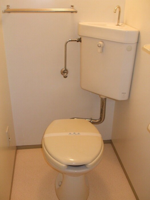 物件内観写真6　(トイレ)