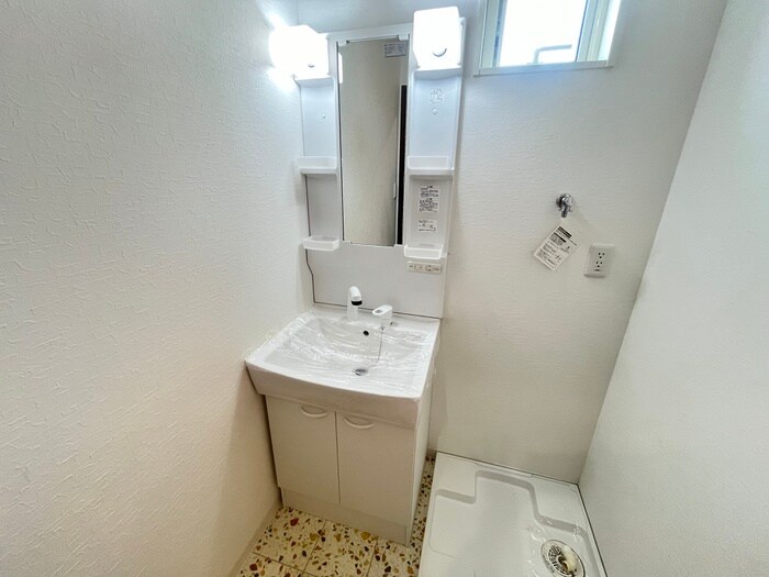 物件内観写真9　(洗面)