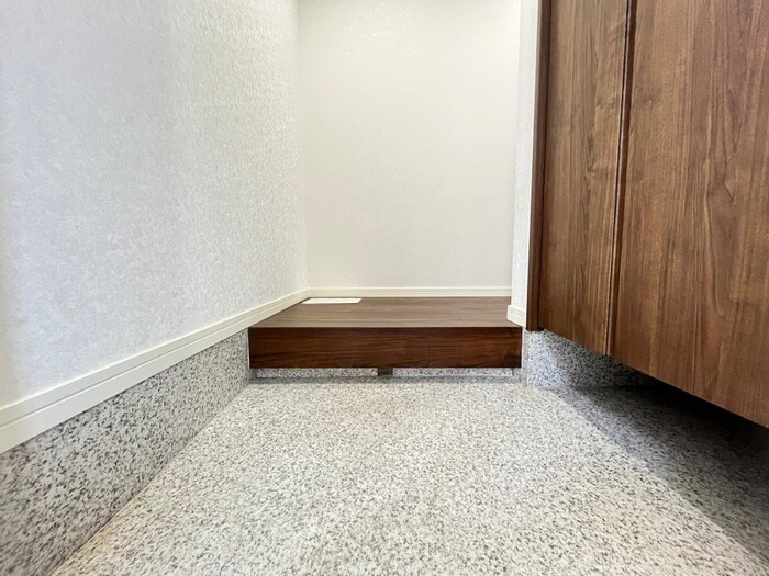 物件内観写真17　(廊下)