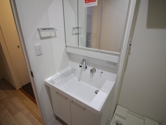物件内観写真11　(洗面)