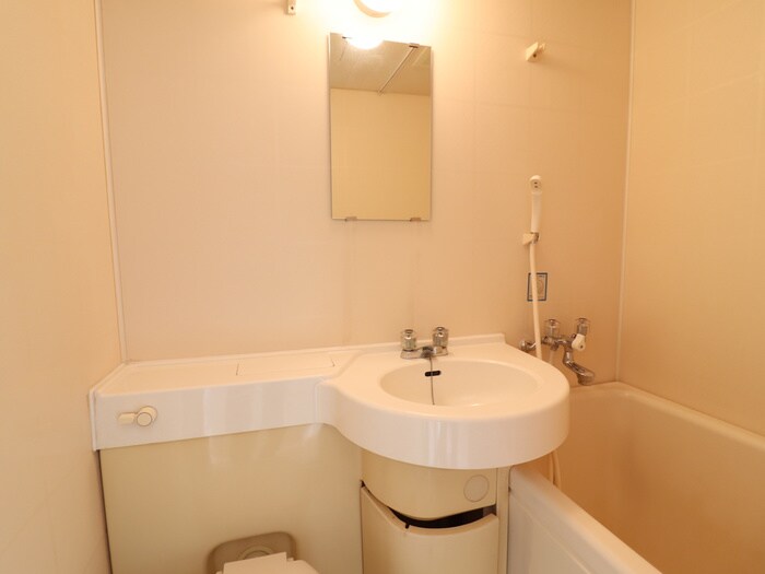 物件内観写真12　(洗面)