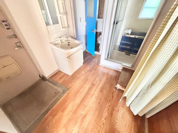 物件内観写真20　(廊下)