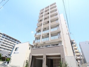 クローバー・クレア江坂垂水外観写真