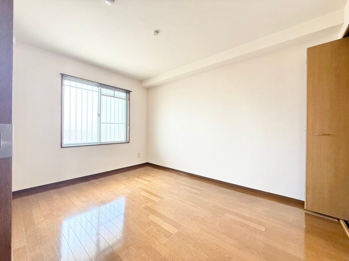 物件内観写真11　(居室)