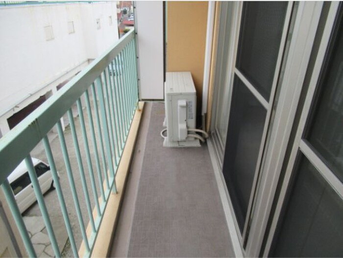 物件内観写真8　(ベランダ・バルコニー)