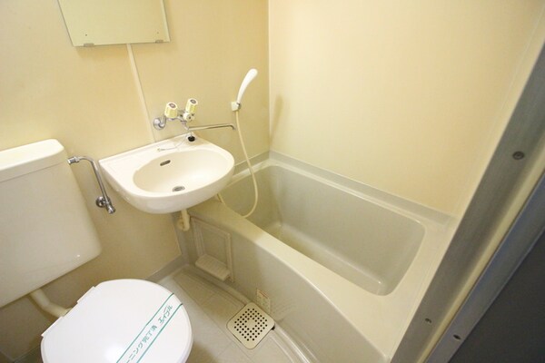 バス／シャワールーム等