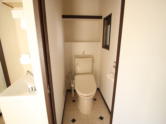 物件内観写真10　(トイレ)