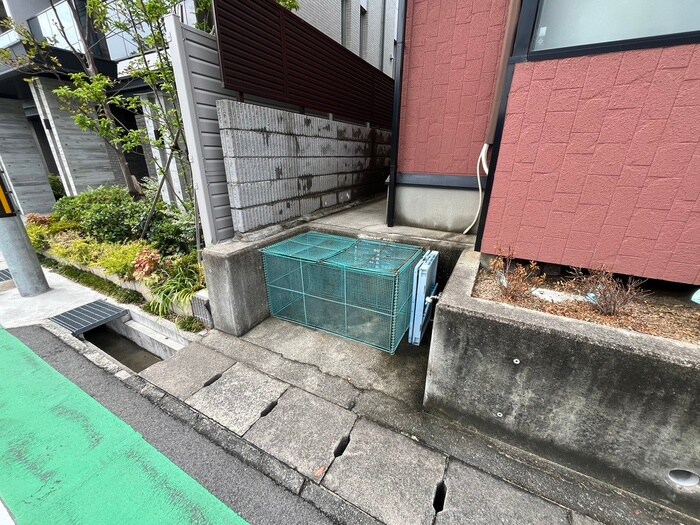 物件外観写真6　(建物設備)