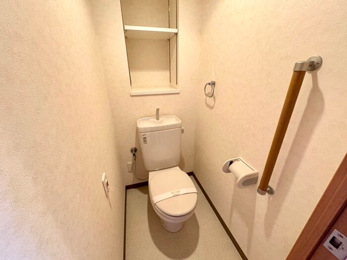 物件内観写真11　(トイレ)