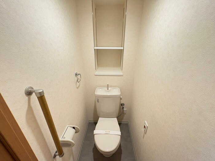 物件内観写真12　(トイレ)